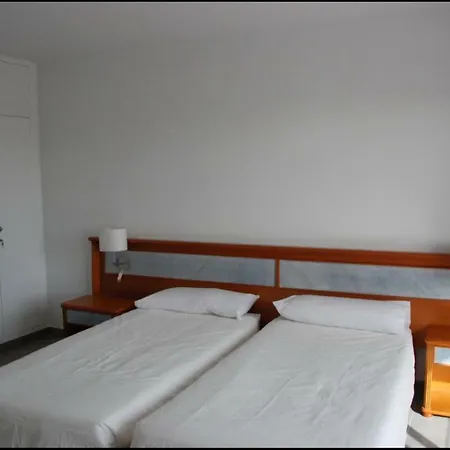 Bonito Y Espacioso Al Lado De La Playa. Apartment *